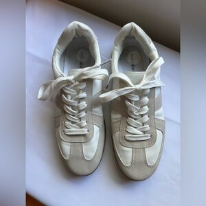 Keen Off-White and Beige Footwear